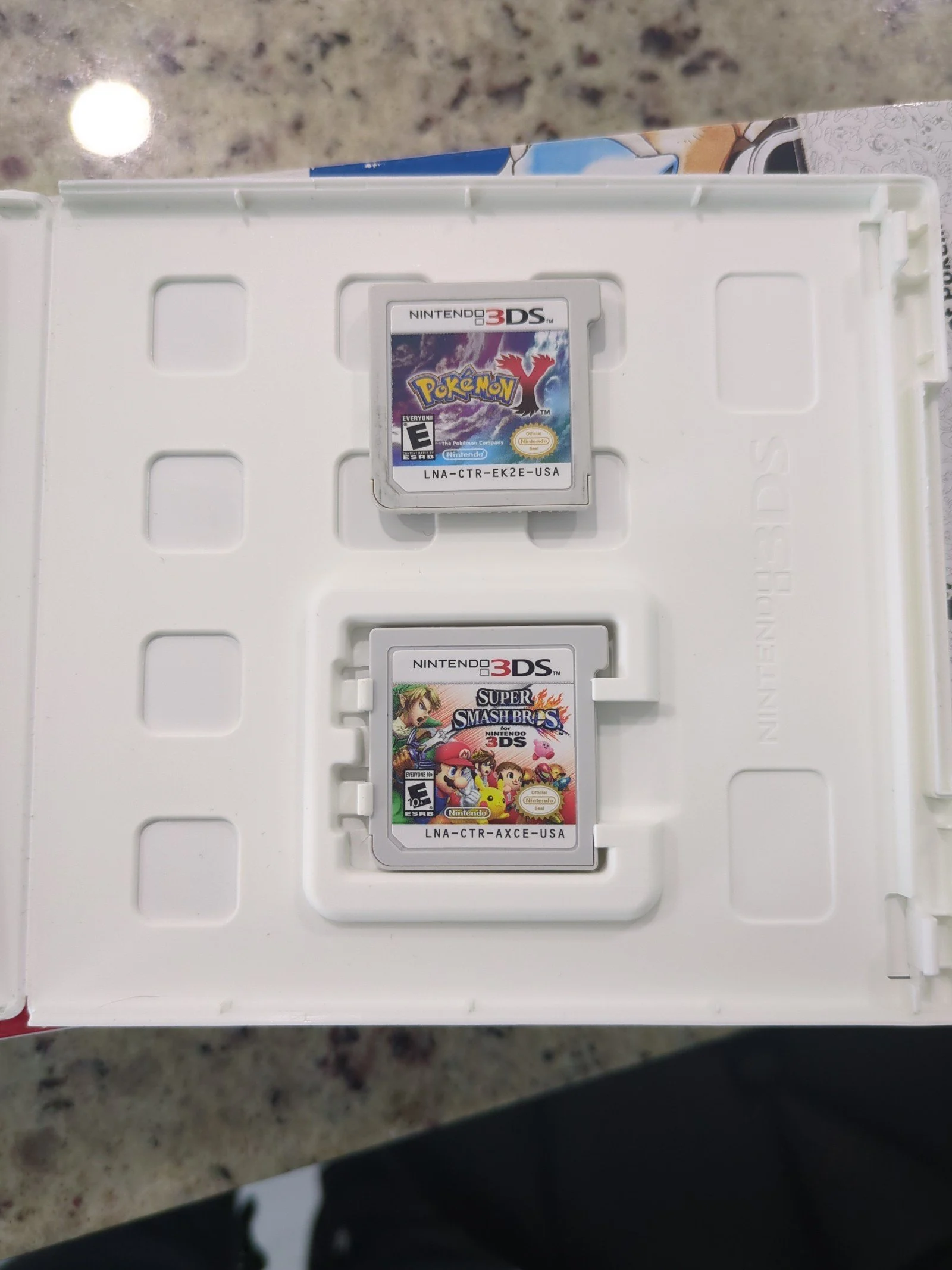 Nintendo 3DS Pokemon 20th Anniversary Charizard Edition