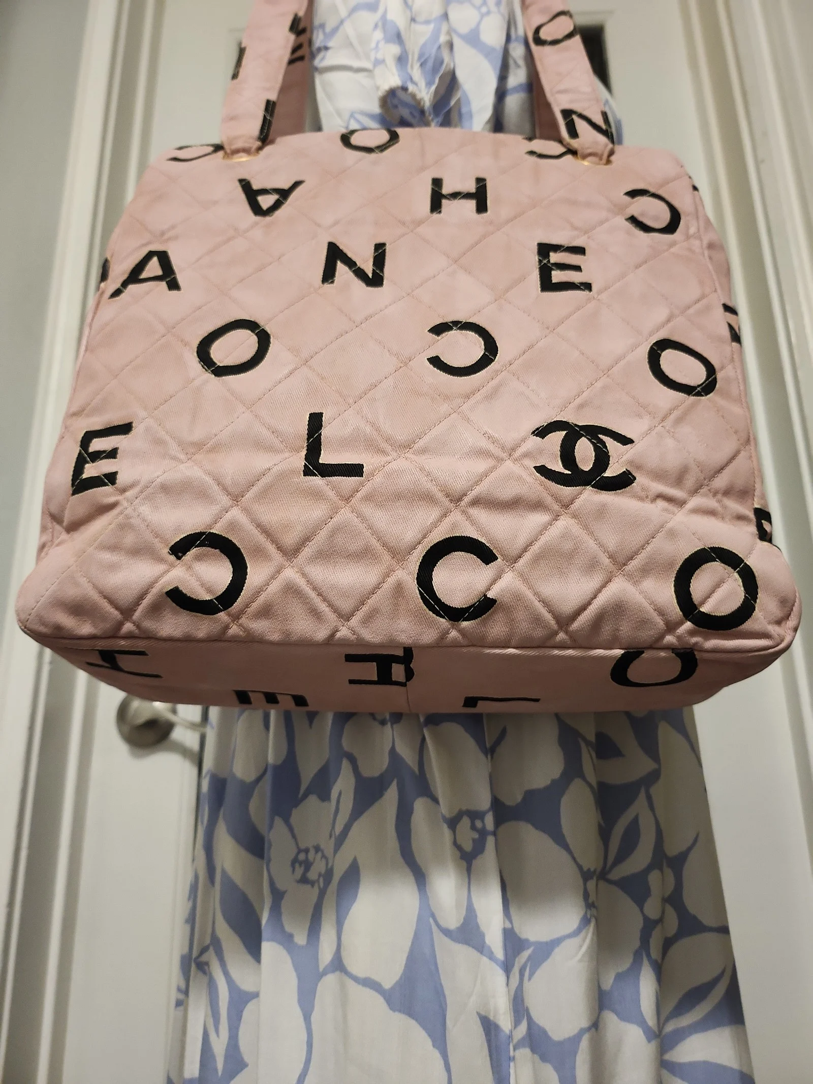 Chanel tote bag canvas