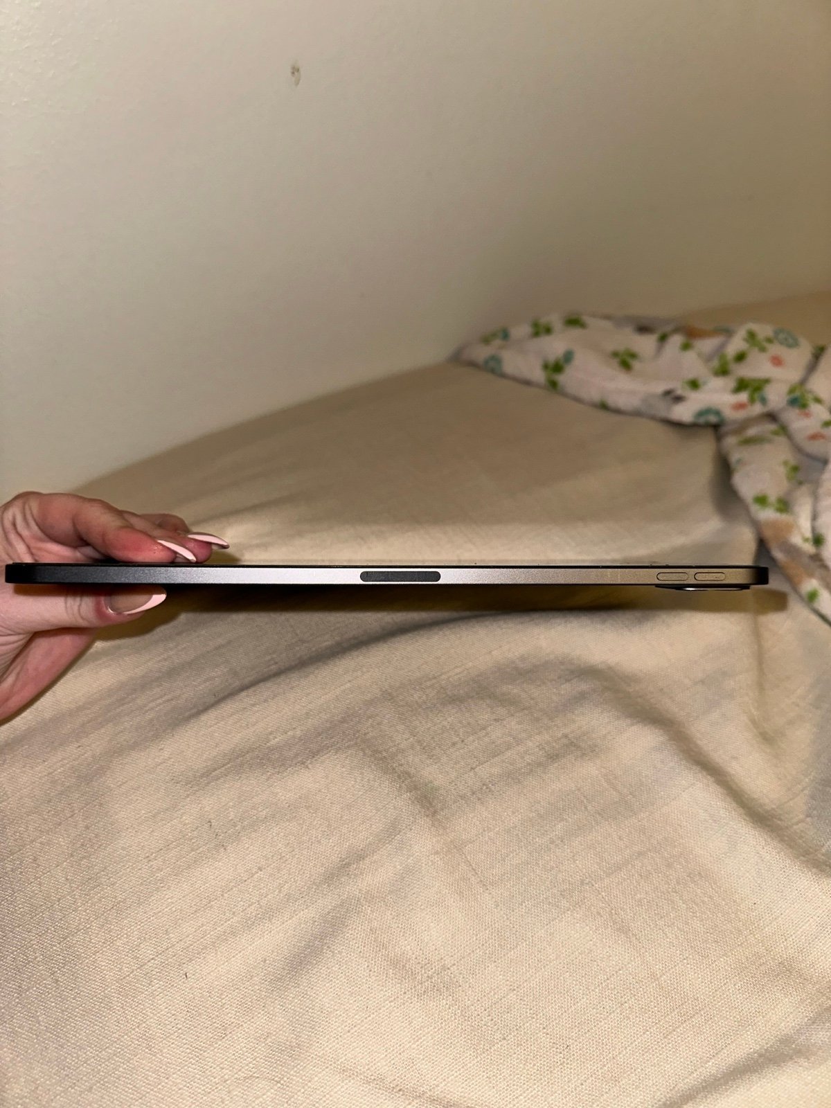 iPad 11 inch 2nd generation 1O28