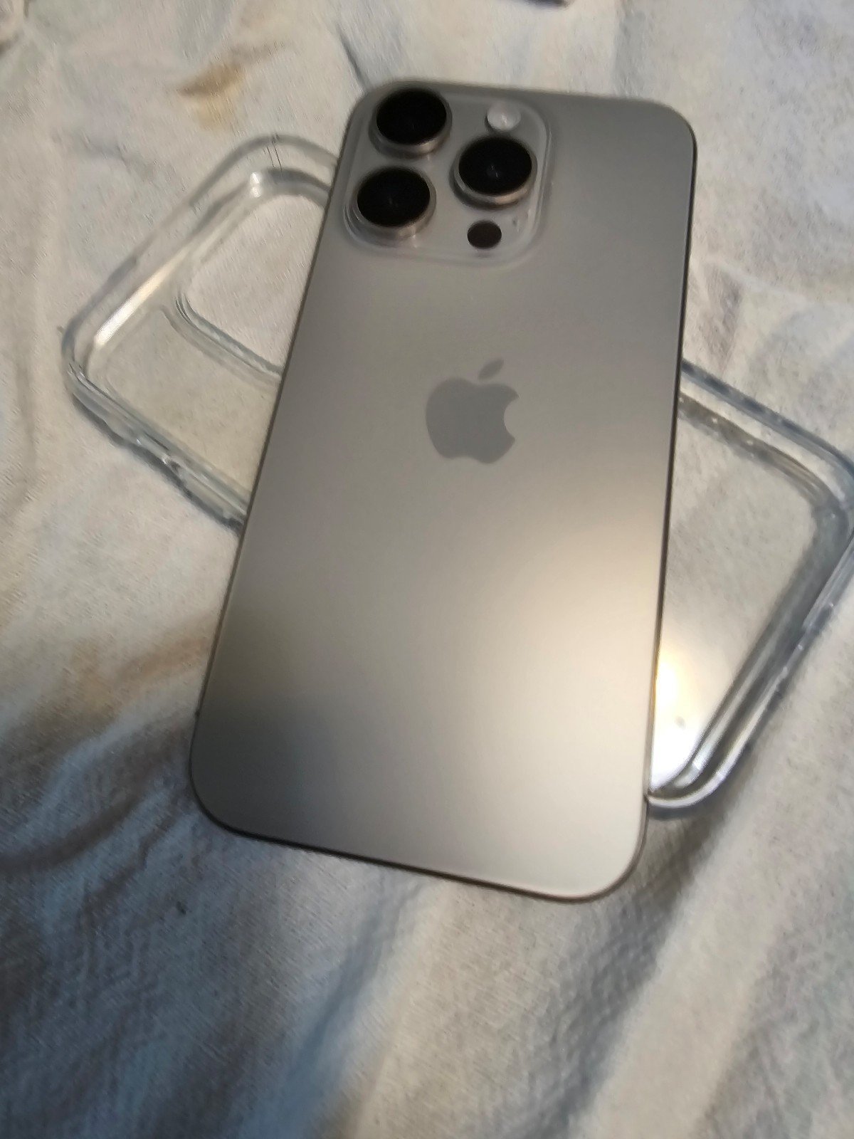 Apple iPhone 15 pro unlocked 9A21