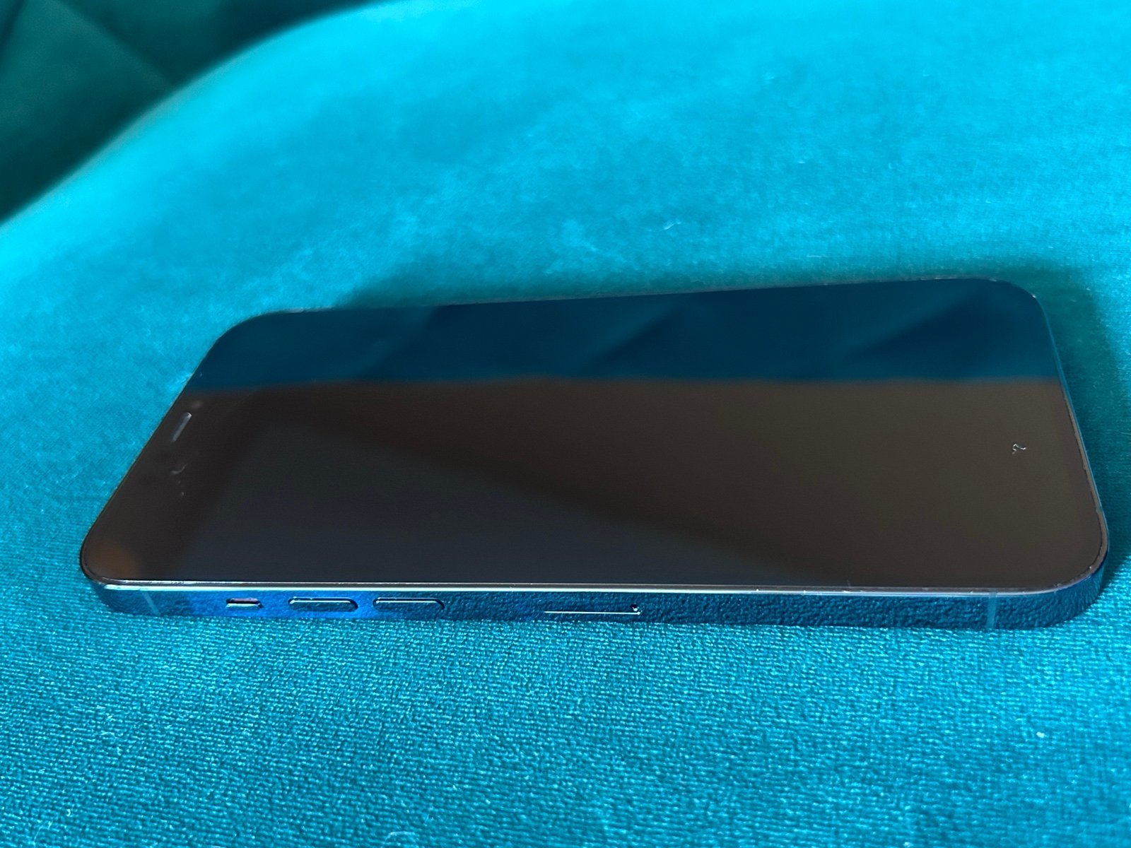 Apple iPhone 12 Pro Max 256 GB in Pacific Blue for Unlocked 3D88