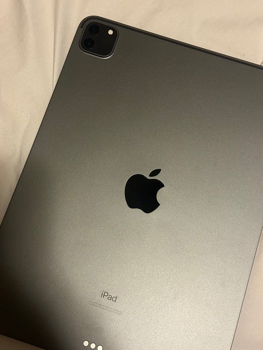 iPad Pro 3rd generation 11 inch 8T87