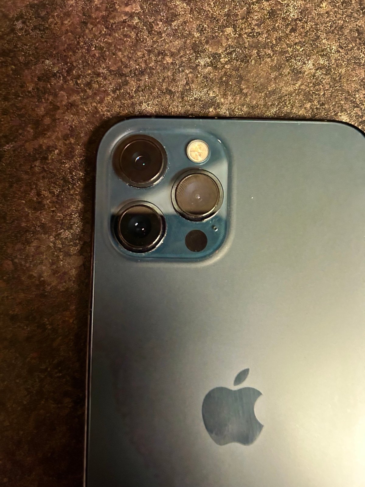 iPhone 12 Pro Max Tmobile 2Z77