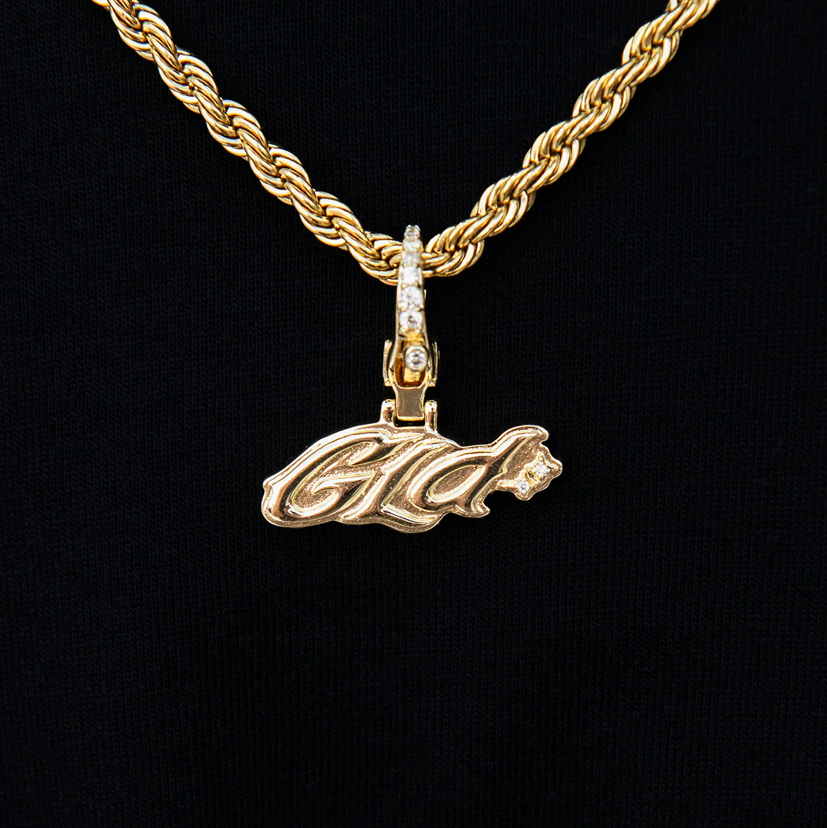 GLD Logo Clip On Pendant in Yellow Gold