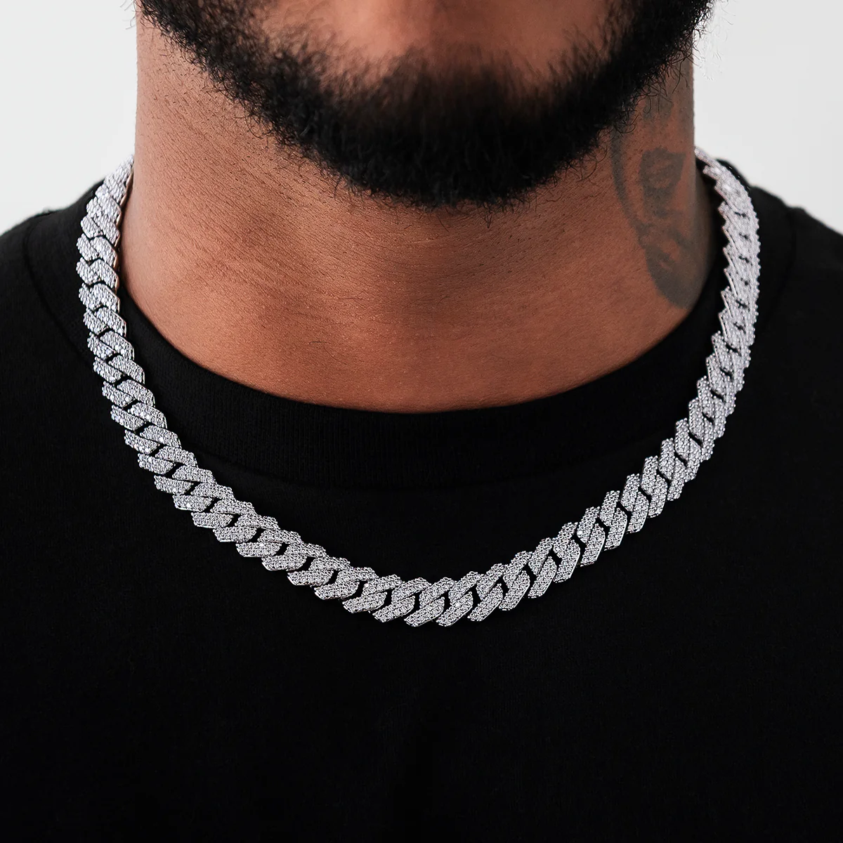 Diamond Prong Link Chain in White Gold - 12mm