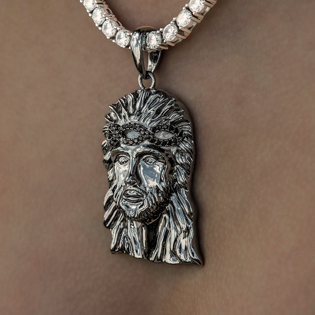 Large Diamond Crown Portrait of Jesus Pendant in Black Rhodium