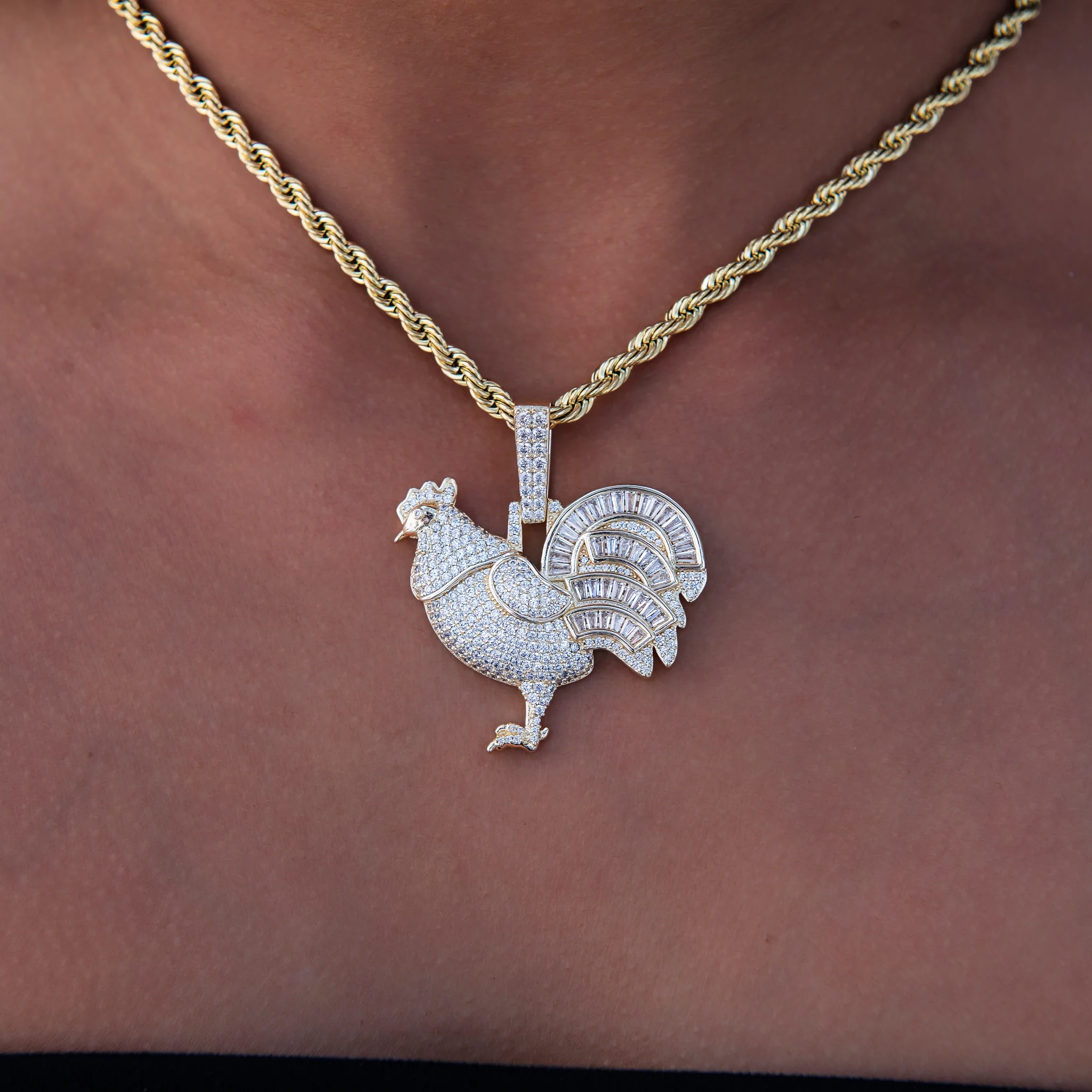 Iced Rooster Pendant in Yellow Gold