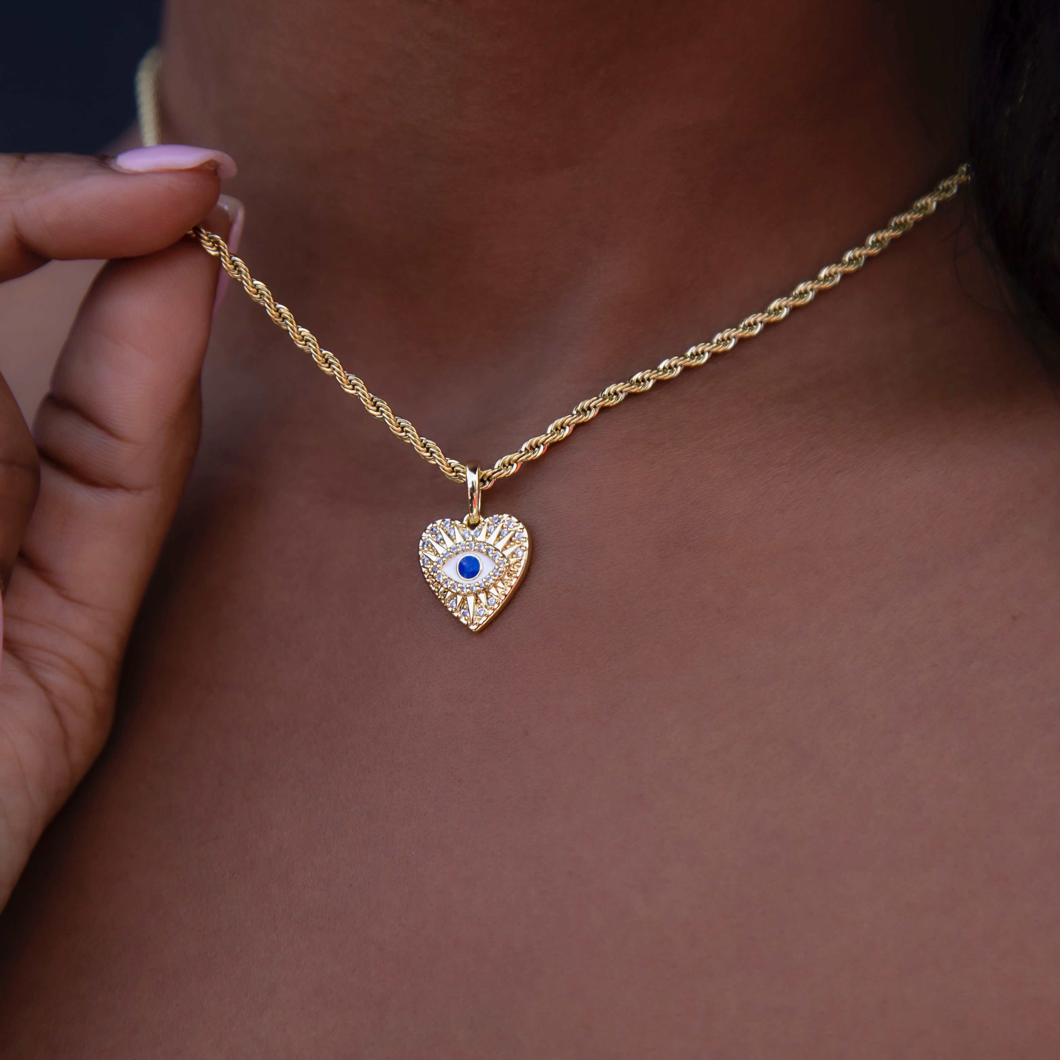 Small Coin Evil Eye Heart Pave Pendant in Gold