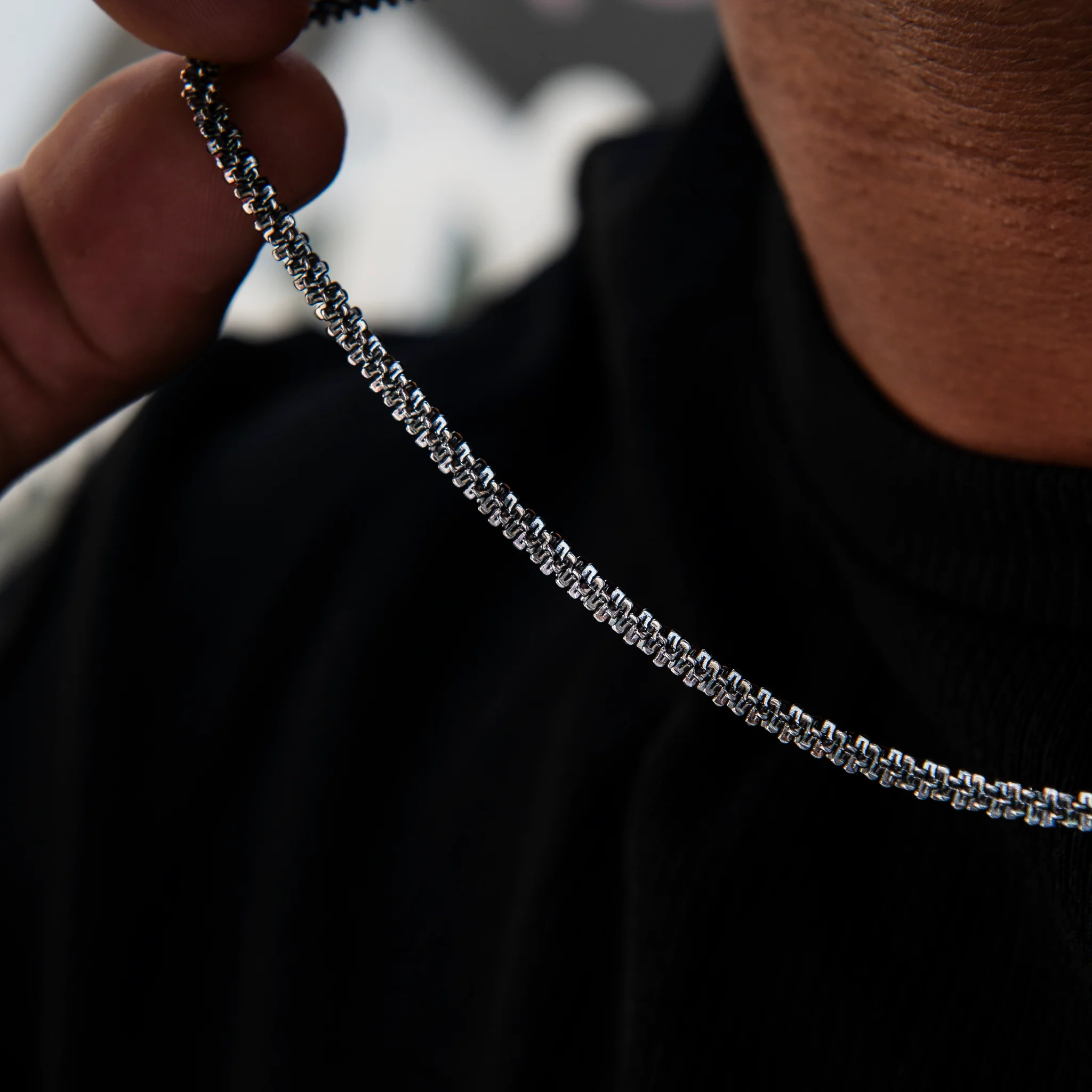 Popcorn Chain in Black - 4mm