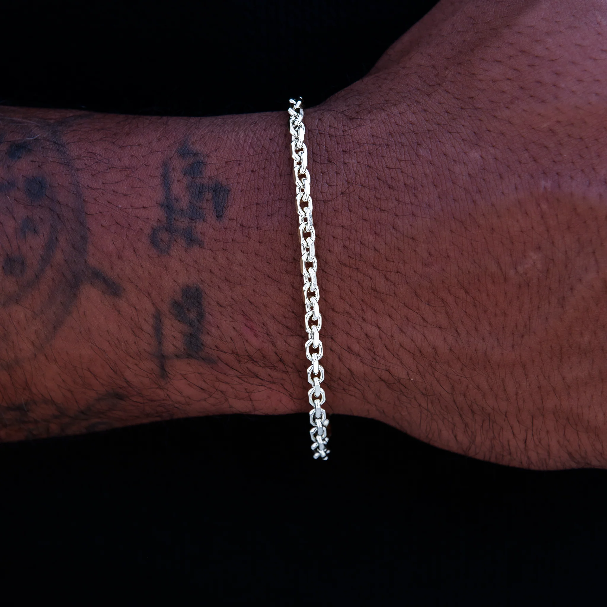 3.6MM Open Box Bracelet in White Gold