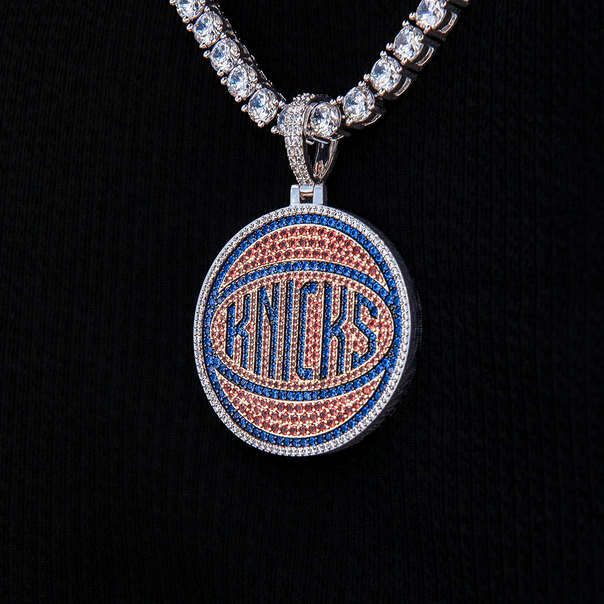 New York Knicks Official NBA Team Secondary Logo Pendant in White Gold