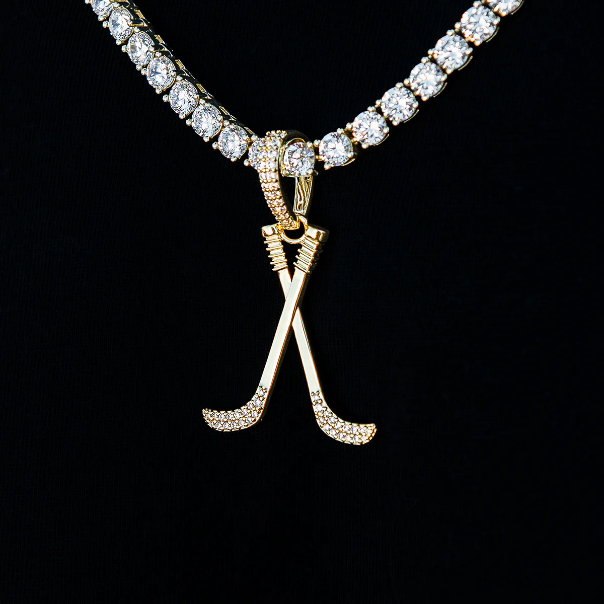 Iced Hockey Sticks Pendant in Yellow Gold