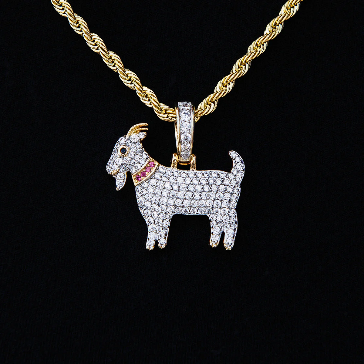 Micro GOAT Pendant in Yellow Gold