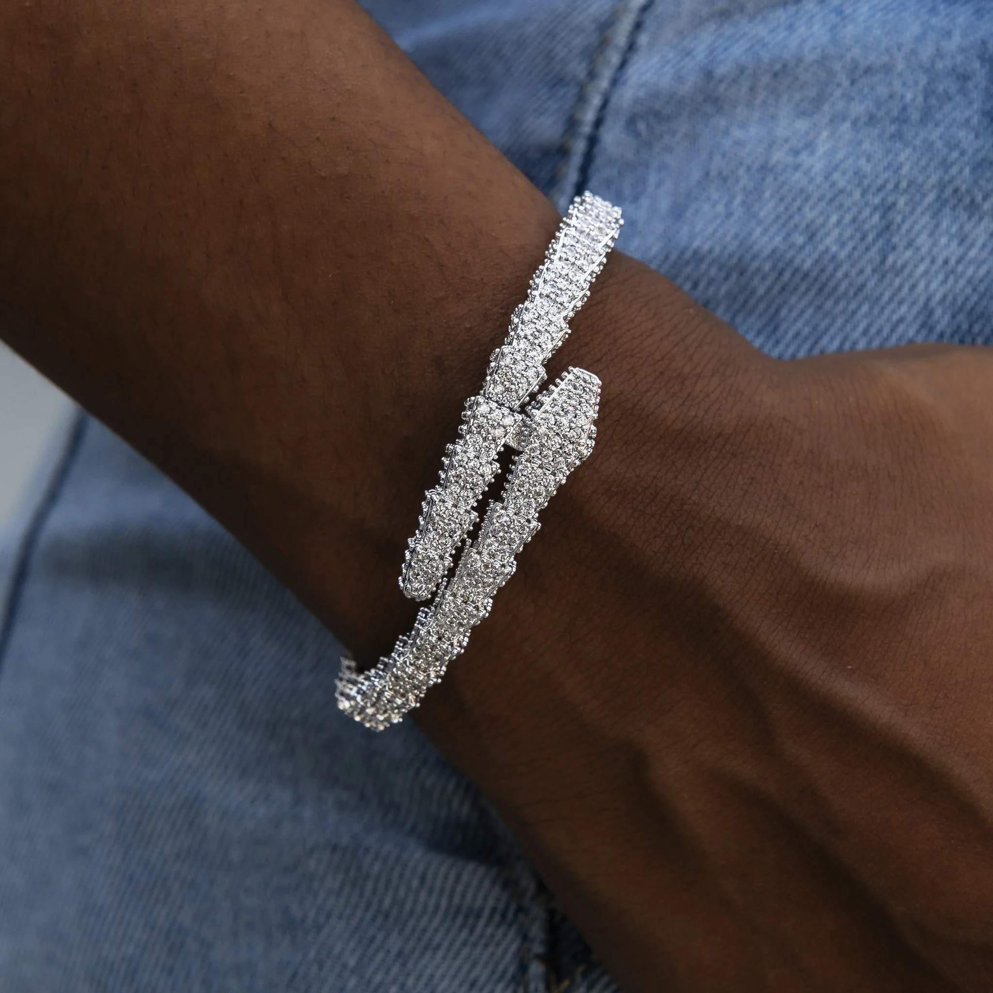 Diamond Snake Bracelet in White Gold
