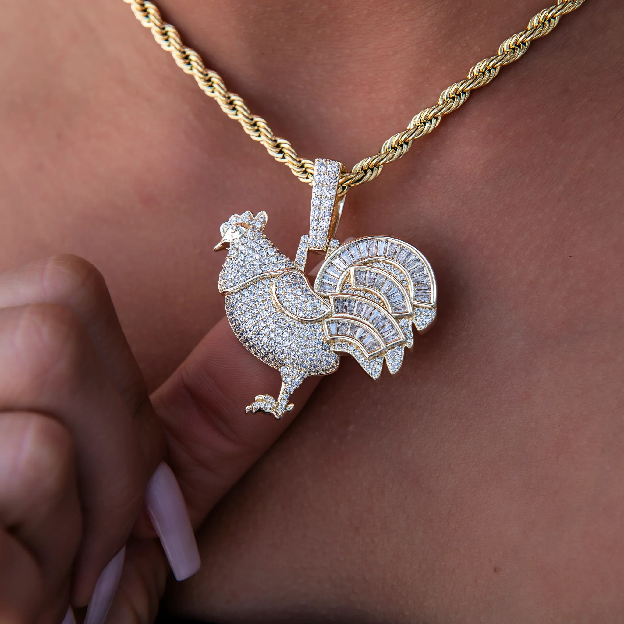 Iced Rooster Pendant in Yellow Gold