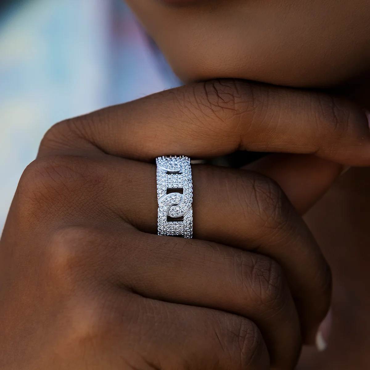 Flat Pavé Valentina Ring in White Gold Vermeil