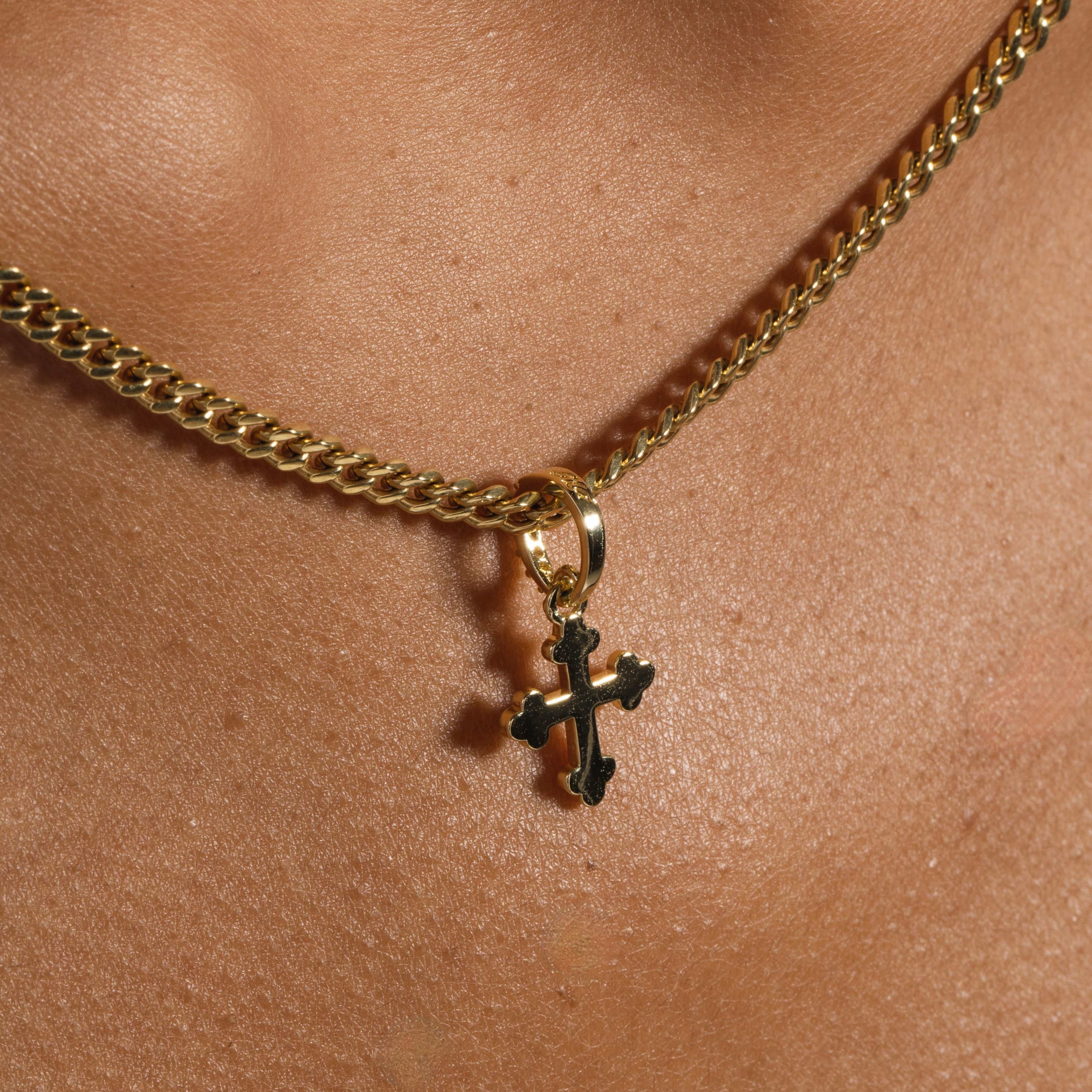 18k Vermeil Micro Simple Celtic Cross Pendant in Yellow Gold
