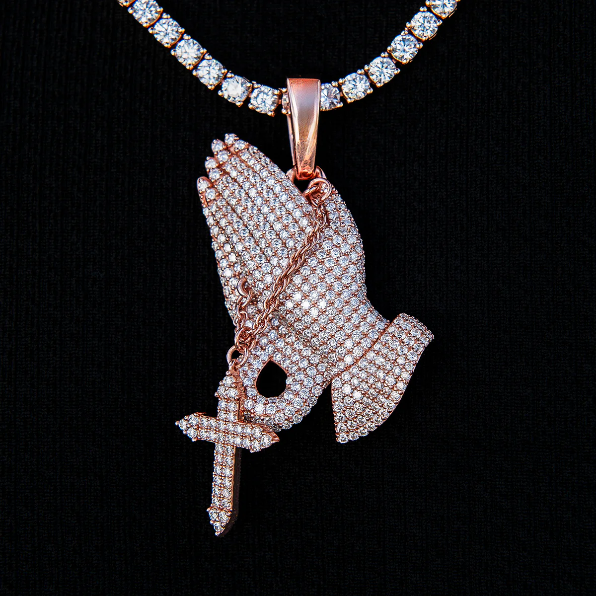 Men's Moissanite Praying Hands Pendant in Rose Gold Vermeil