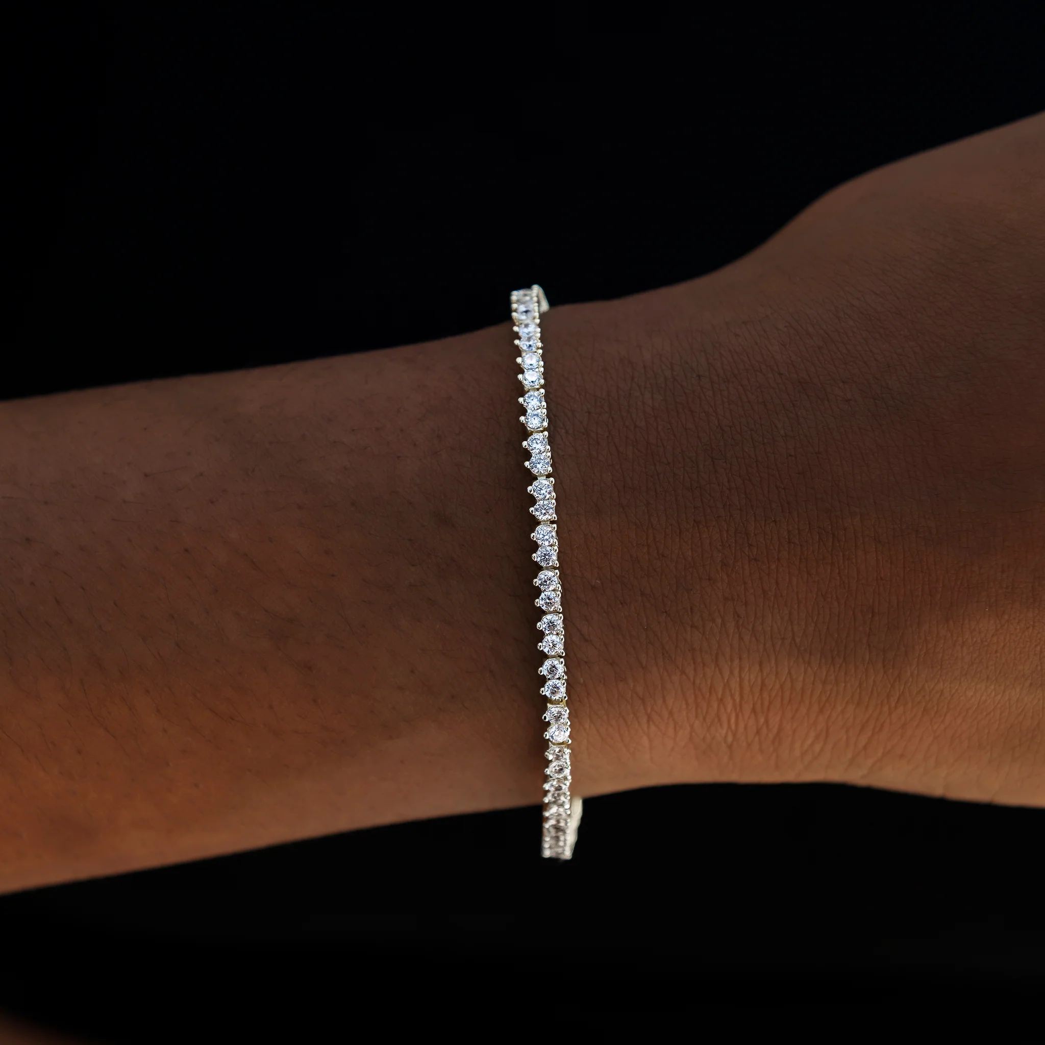 3 Prong Tennis Bracelet in White Gold -2mm