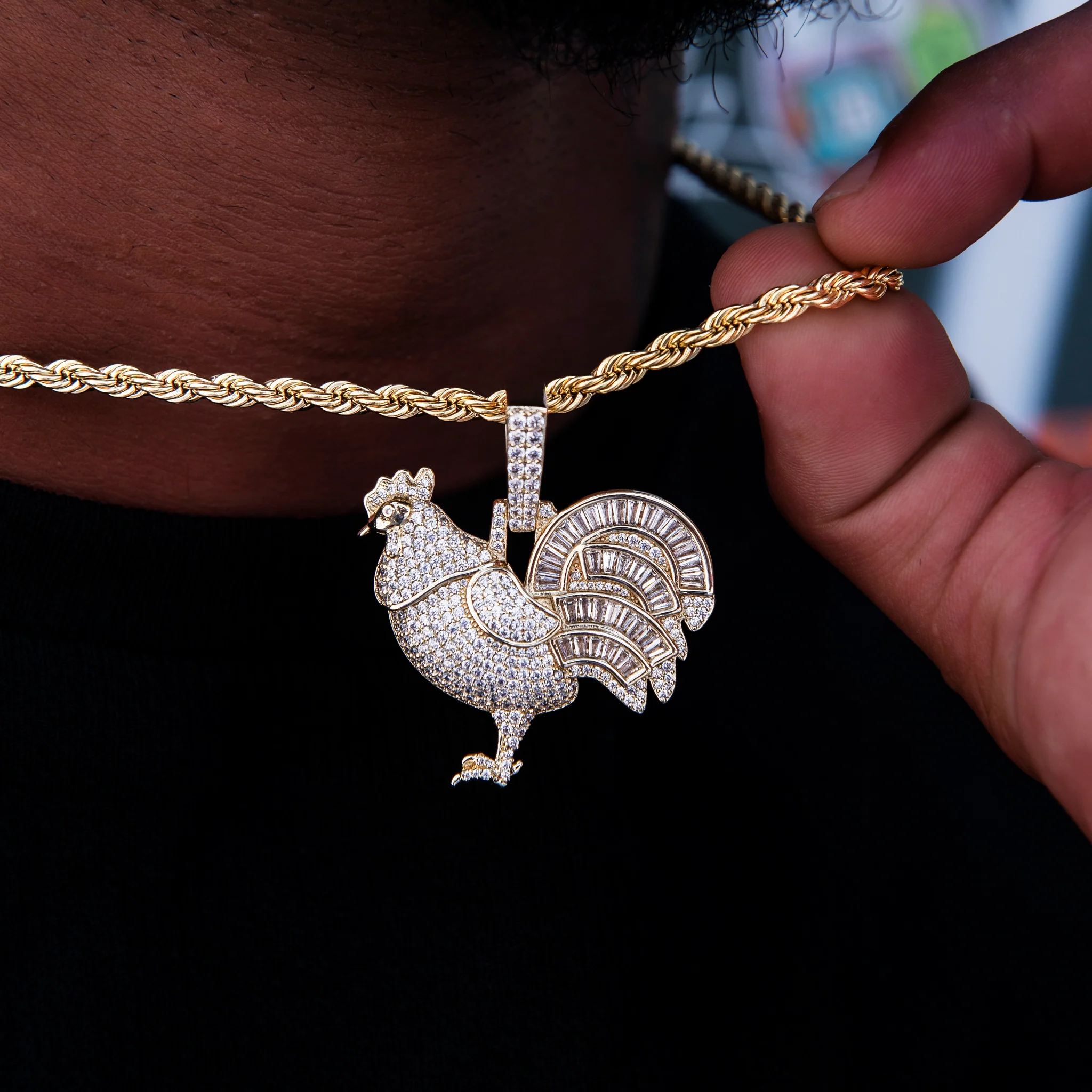 Iced Rooster Pendant in Yellow Gold