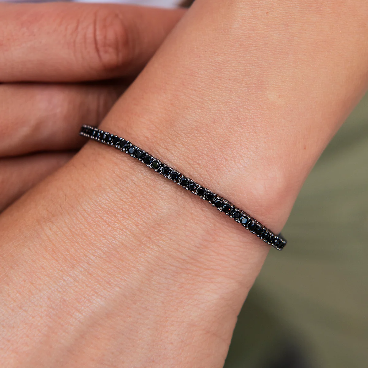 Diamond Tennis Bracelet in Black- 2mm