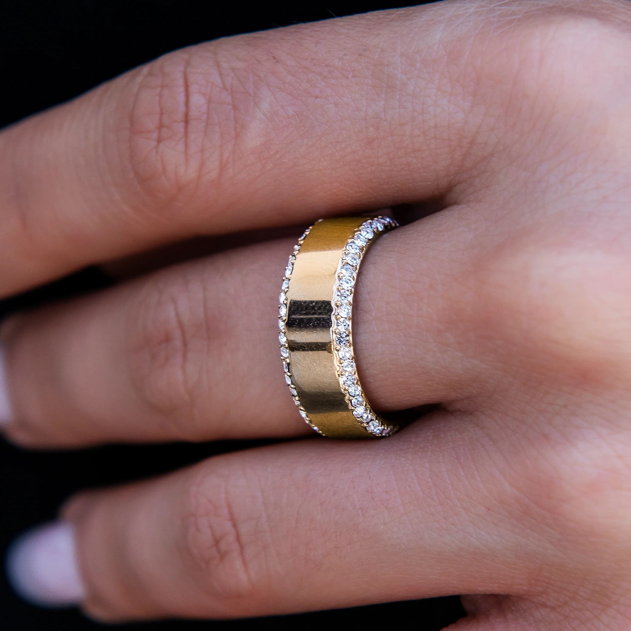 Diamond Edge Ring in Yellow Gold