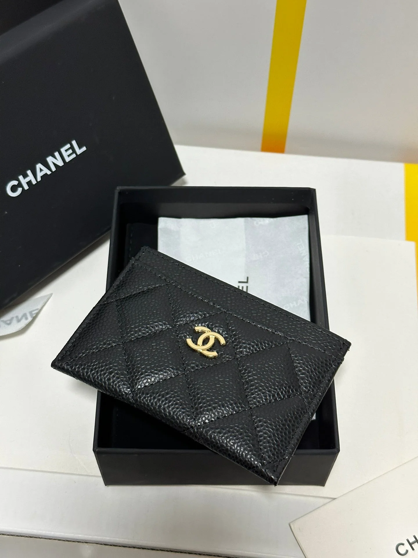 QUILTED CLASSIC CARD HOLDER 11 IN BLACK CAVIAR SKIN