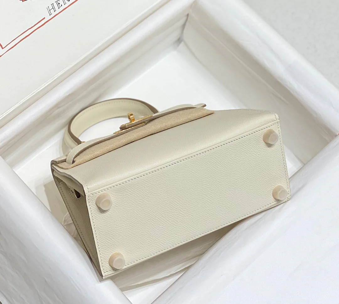 KELLY MINI 20 BAG IN WHITE CALFSKIN WITH GOLD HARDWARE