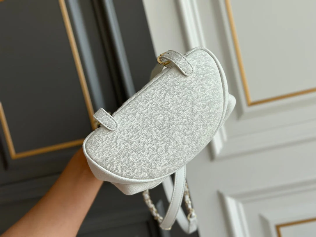 SMALL BACKPACK 20.5 WHITE GRAINED CALFSKIN