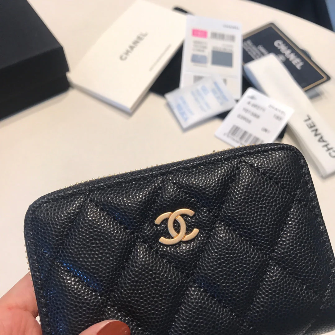 CC ZIPPED COIN BASIC PURSE 11 BLACK CALFSKIN WITH GOLD ICON