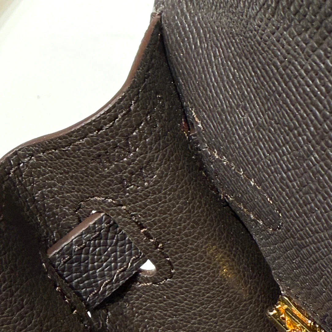 KELLY 25CM IN EBENE EPSOM CALFSKIN GOLD HARDWARE