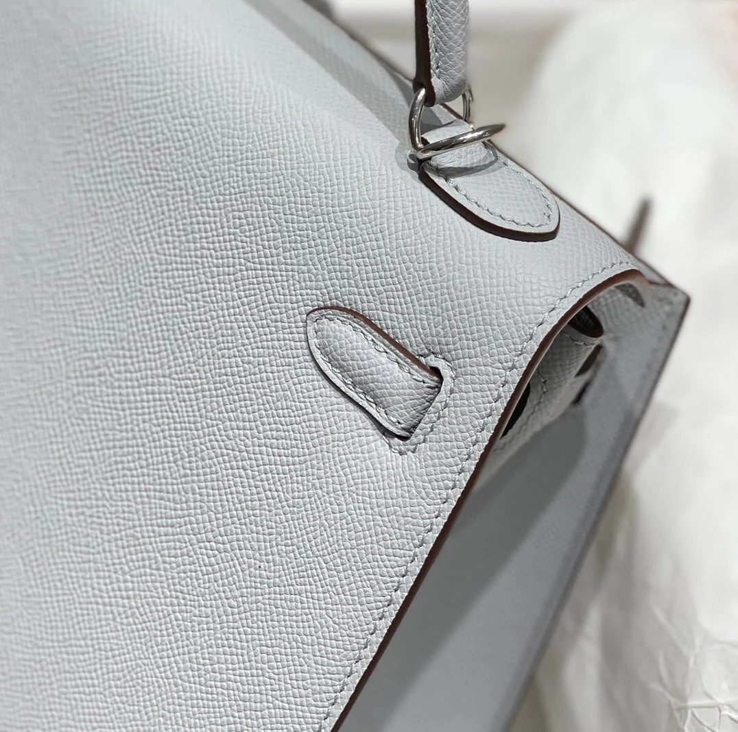KELLY 28CM IN GRIS PERLE EPSOM CALFSKIN PALLADIUM HARDWARE
