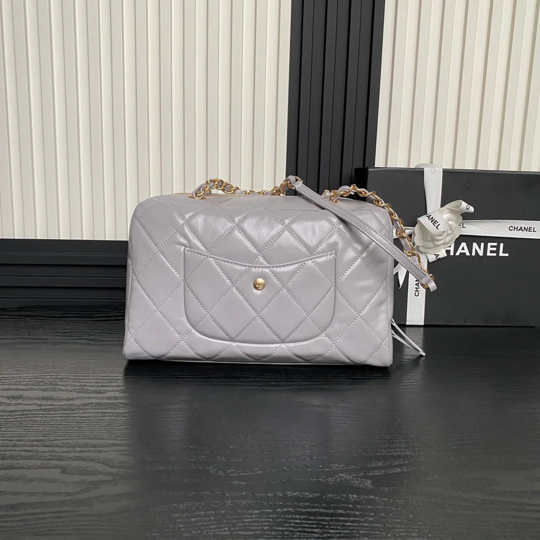 BOWLING BAG 29 IN GREY CALFSKIN GOLD HARDWARE