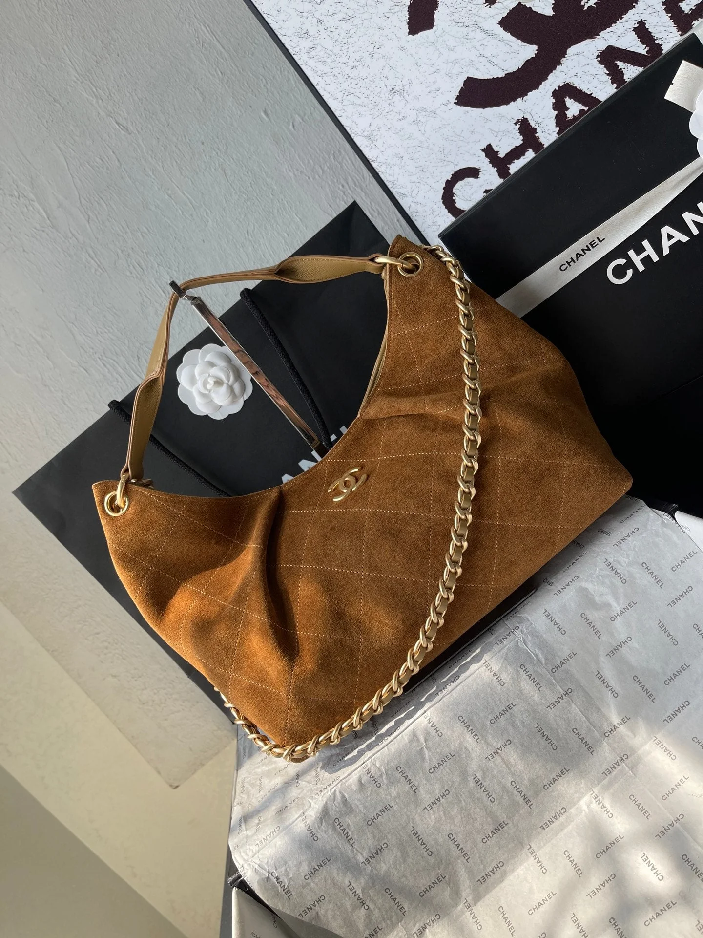 CHANEL 25S HOBO BAG 33 IN BROWN SUEDE GOLD HARDWARE