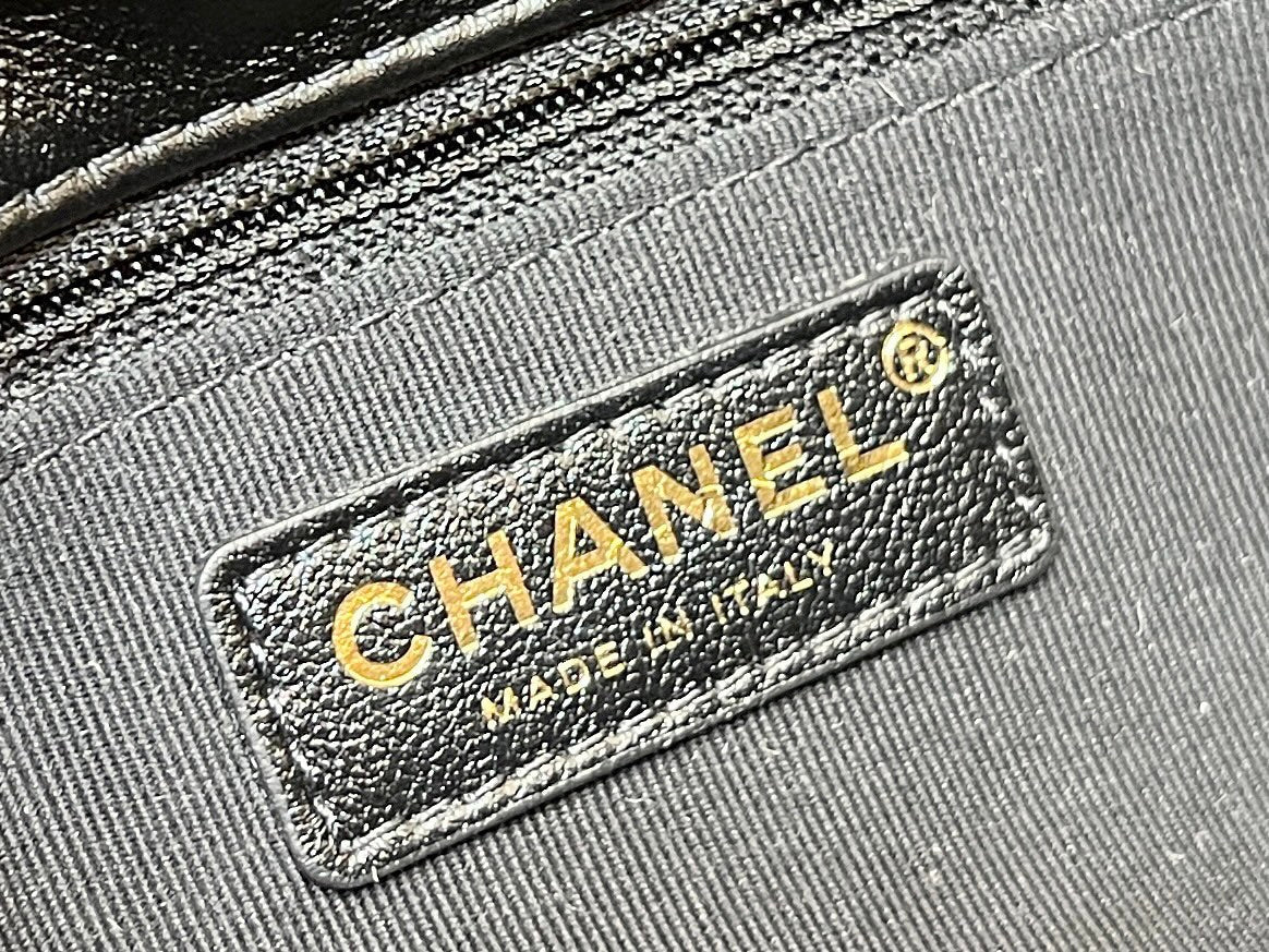CHANEL 25S HOBO RETRO BAG 24 IN BLACK CALFSKIN GOLD HARDWARE