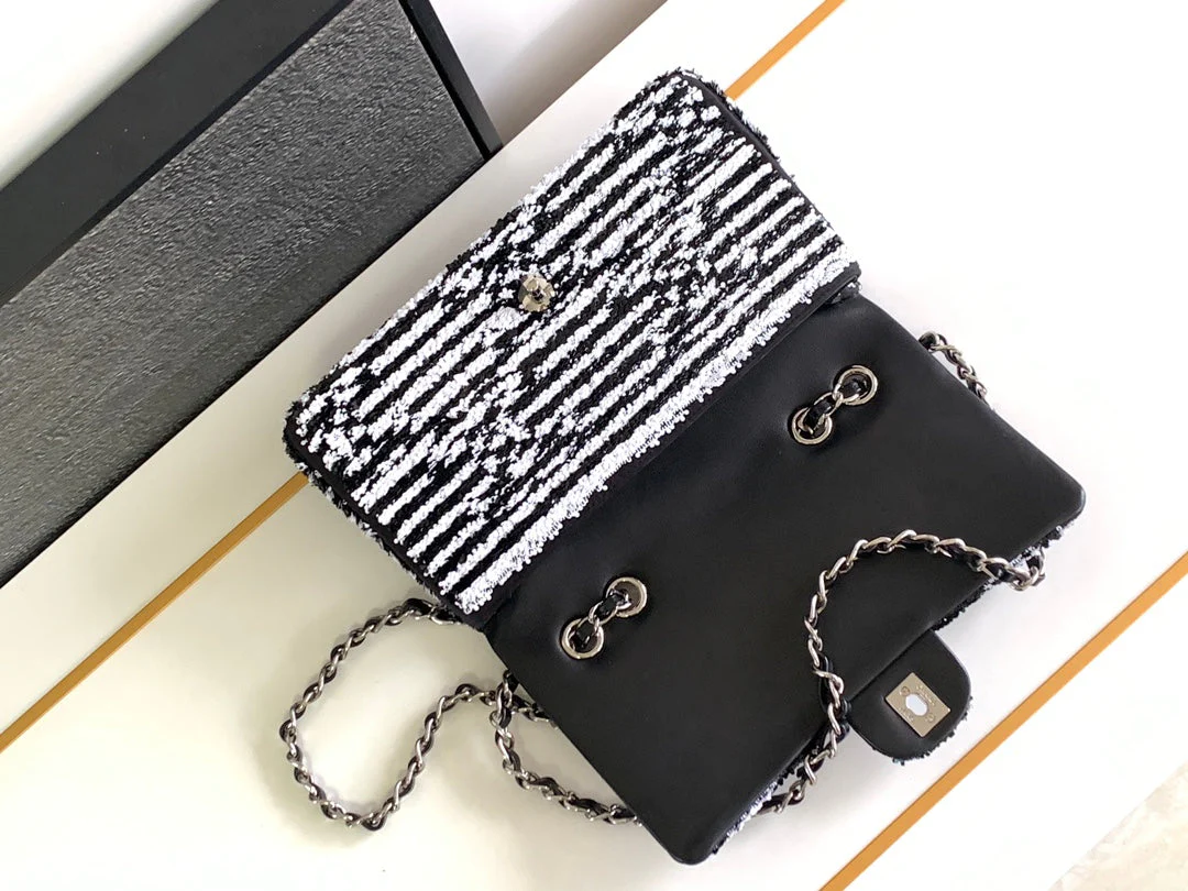 CHANEL 25S FLAP BAG 25 CM IN WHITE MIX BLACK SEQUINS