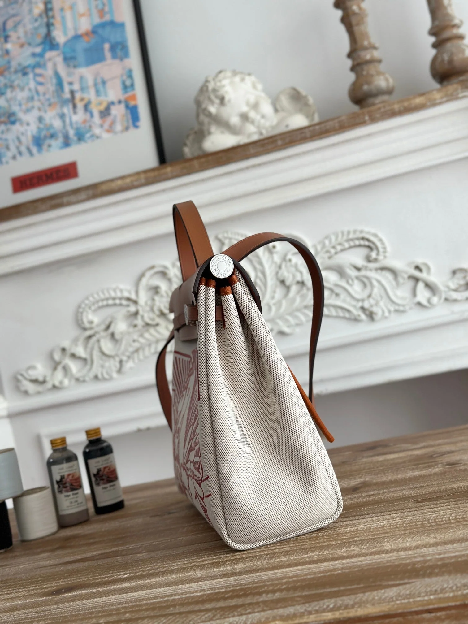 HERBAG ZIP 31 RETOURNE PEGASE POP BAG IN OFF-WHITE MIX RED CANVAS AND HUNTER COWHIDE
