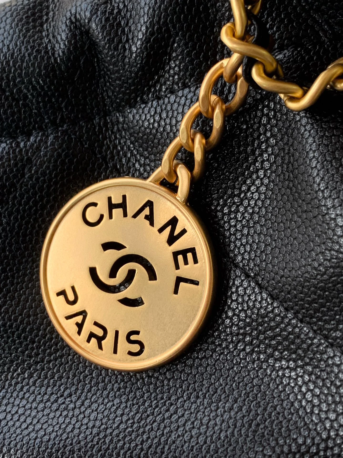 CHANEL BAG 25S 20 CM IN BLACK LAMBSKIN WITH GOLD HARDWARE