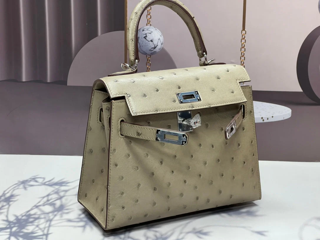 KELLY BAG 20 IN KHAKI TAN OSTRICH LEATHER WITH SILVER HARDWARE