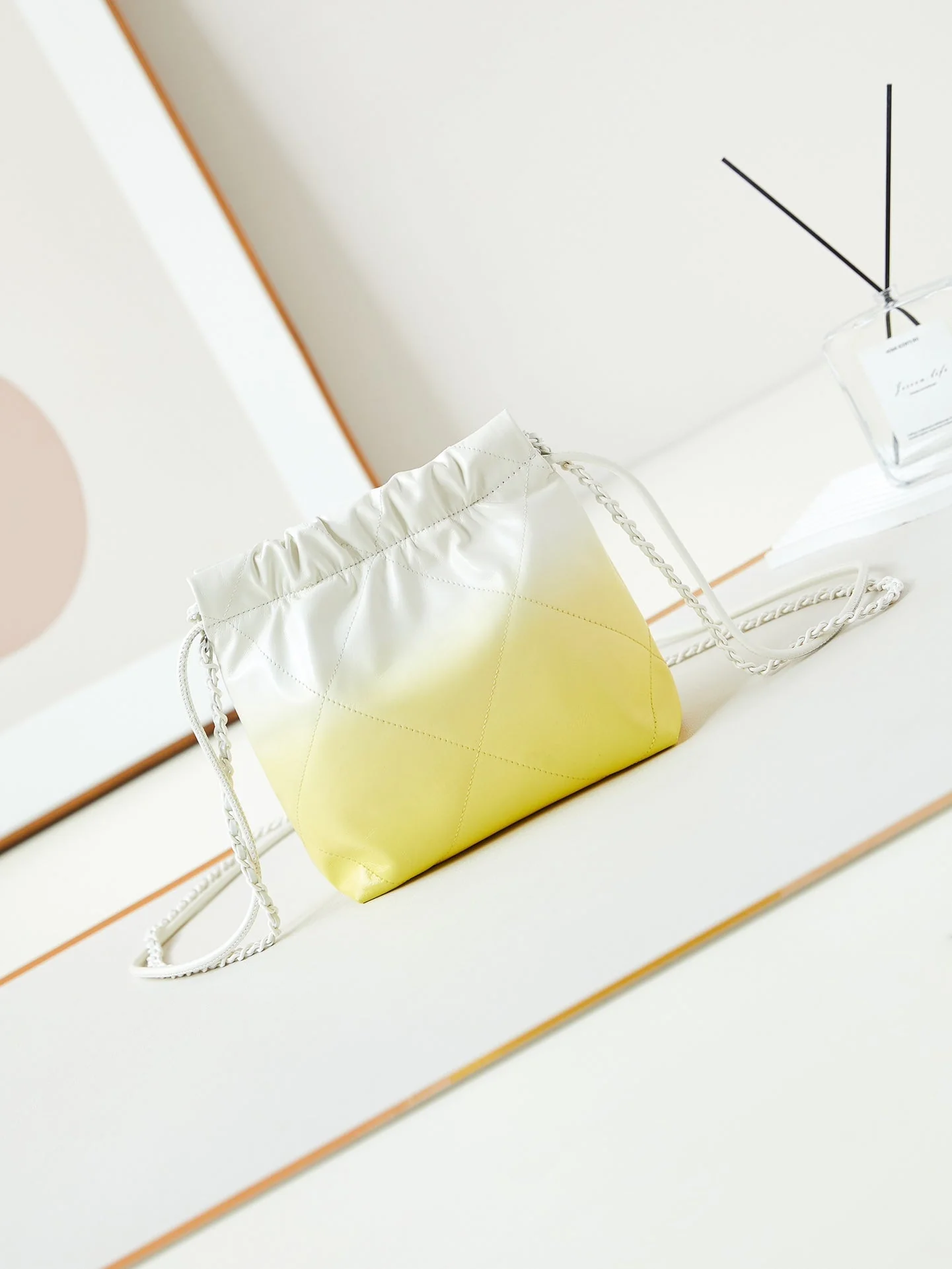 CC MINI 20 HOBO BAG IN WHITE MIX LIGHT YELLOW CALFSKIN