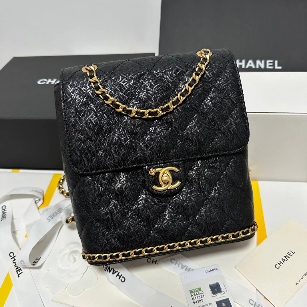 CC BACKPACK 22 IN BLACK GRAINED CALFSKIN