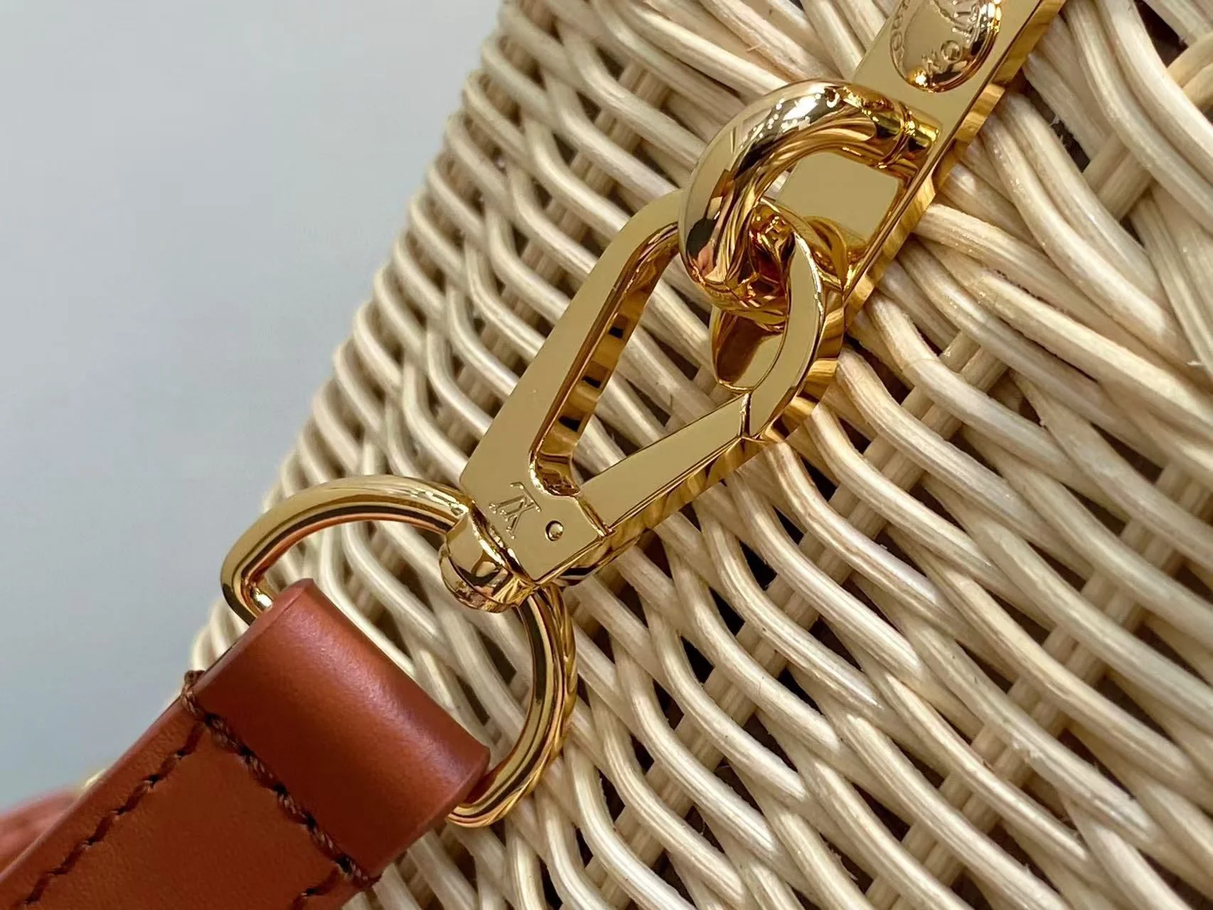 LV 25S CAPUCINES BB BAG 27 PINIC IN TAN CALFSKIN GOLD HARDWARE