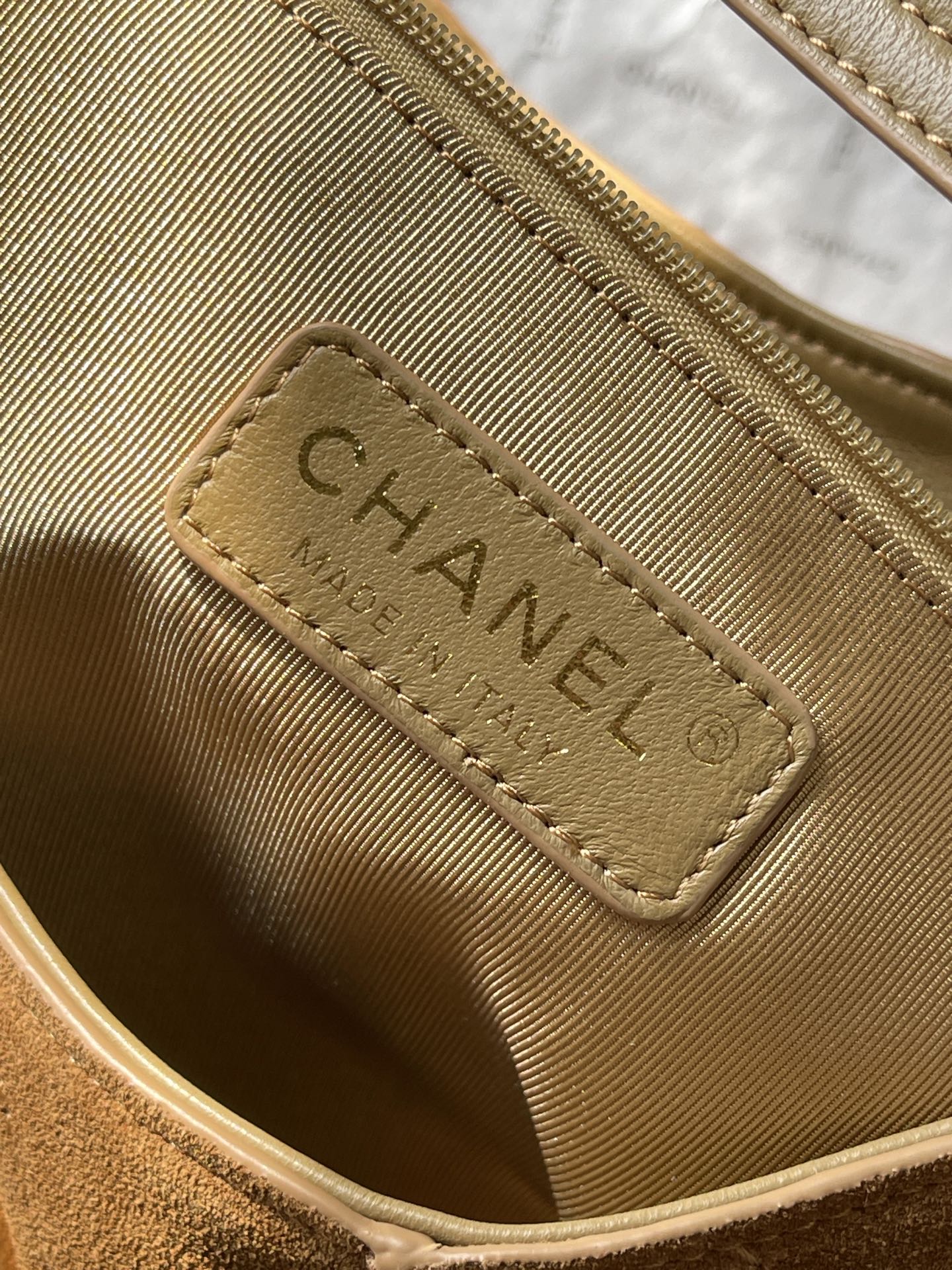 CHANEL 25S HOBO BAG 33 IN BROWN SUEDE GOLD HARDWARE