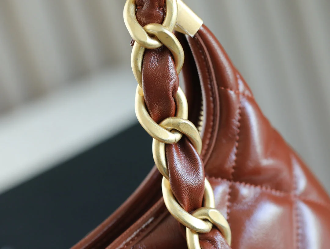 CHANEL 25S HOBO BAG 32 CM IN BROWN LAMBSKIN WITH GOLD HARDWARE