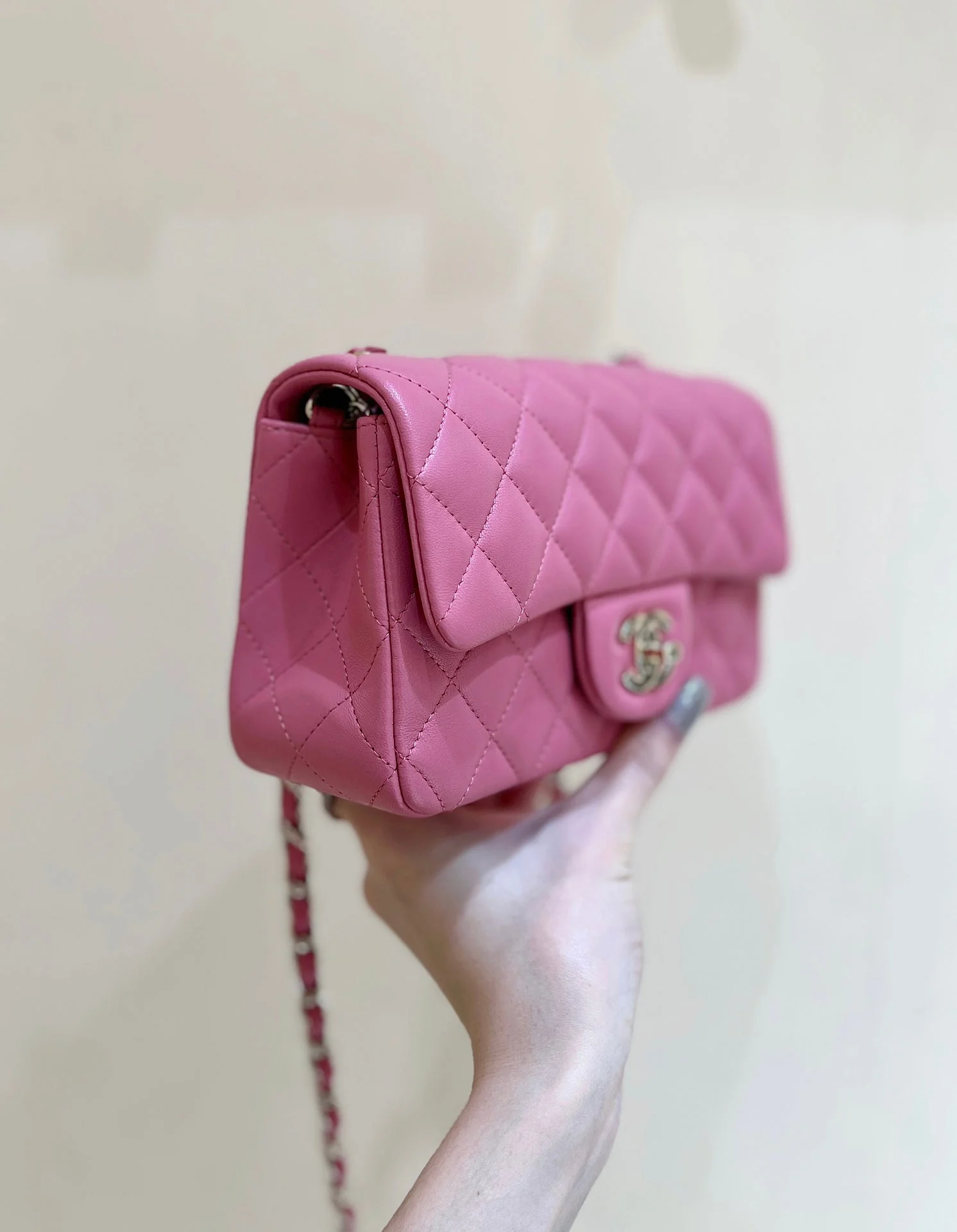 CHANEL 25S FLAP BAG 20 CM IN PINK LAMBSKIN WITH GOLD HARDWARE