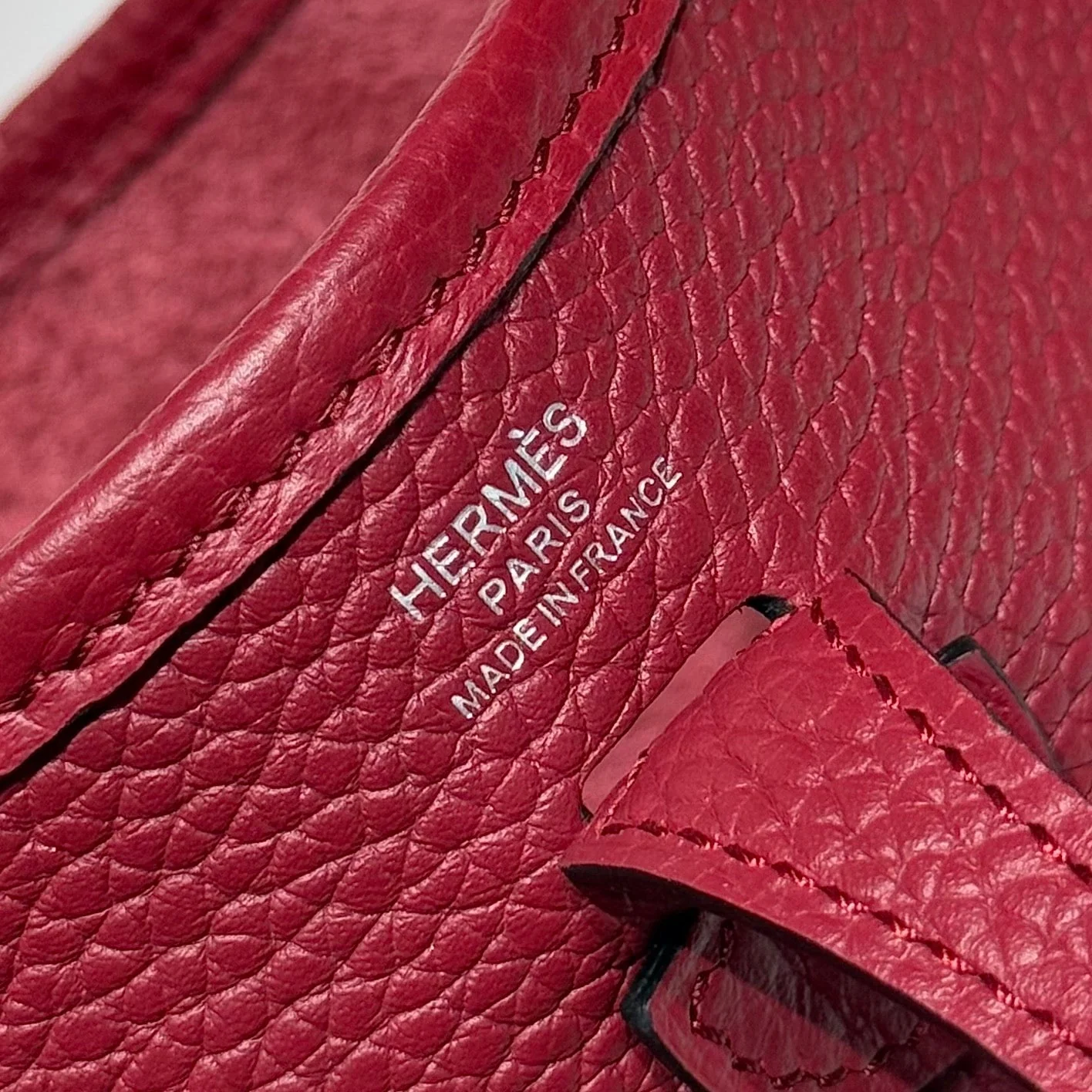 HERMES 25S MINI EVELYNE 18 IN BURGUNDY PATTERNED STRAP CALFSKIN SILVER HARDWARE