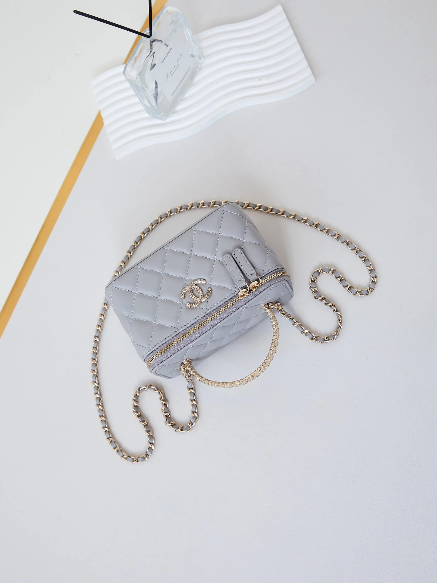 CHANEL 25S MINI VANITY BAG 16 CM IN GREY LAMBSKIN WITH CRYSTAL-EMBELLISHED CC LOGO