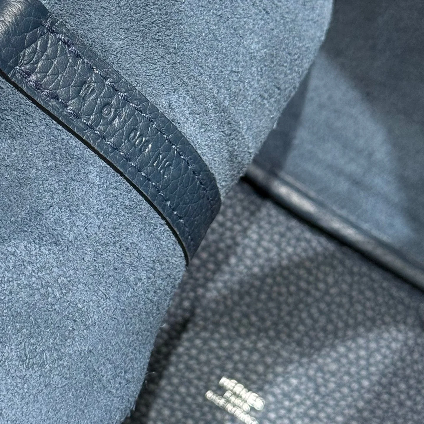 HERMES 25S PICOTIN LOCK 18 IN NAVY BLUE CALFSKIN SILVER HARDWARE