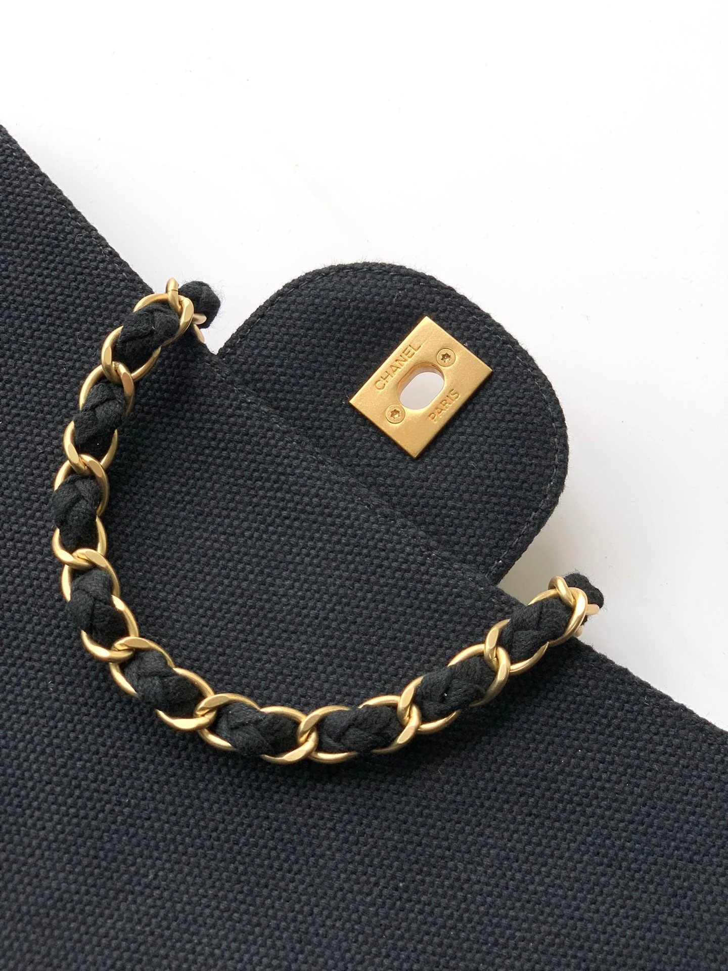 CHANEL 25S CLASSIC FLAP 26 CM IN GUNMETAL BLACK CANVAS EMBROIDERED MOTIF WITH GOLD HARDWARE
