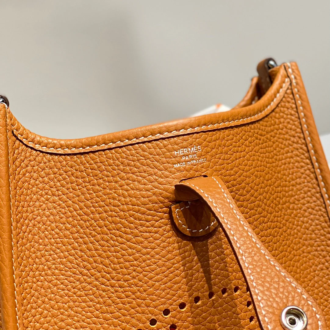 MINI NEO 18 EVELYNE BAG IN TAWNY BROWN GRAINED CALFSKIN